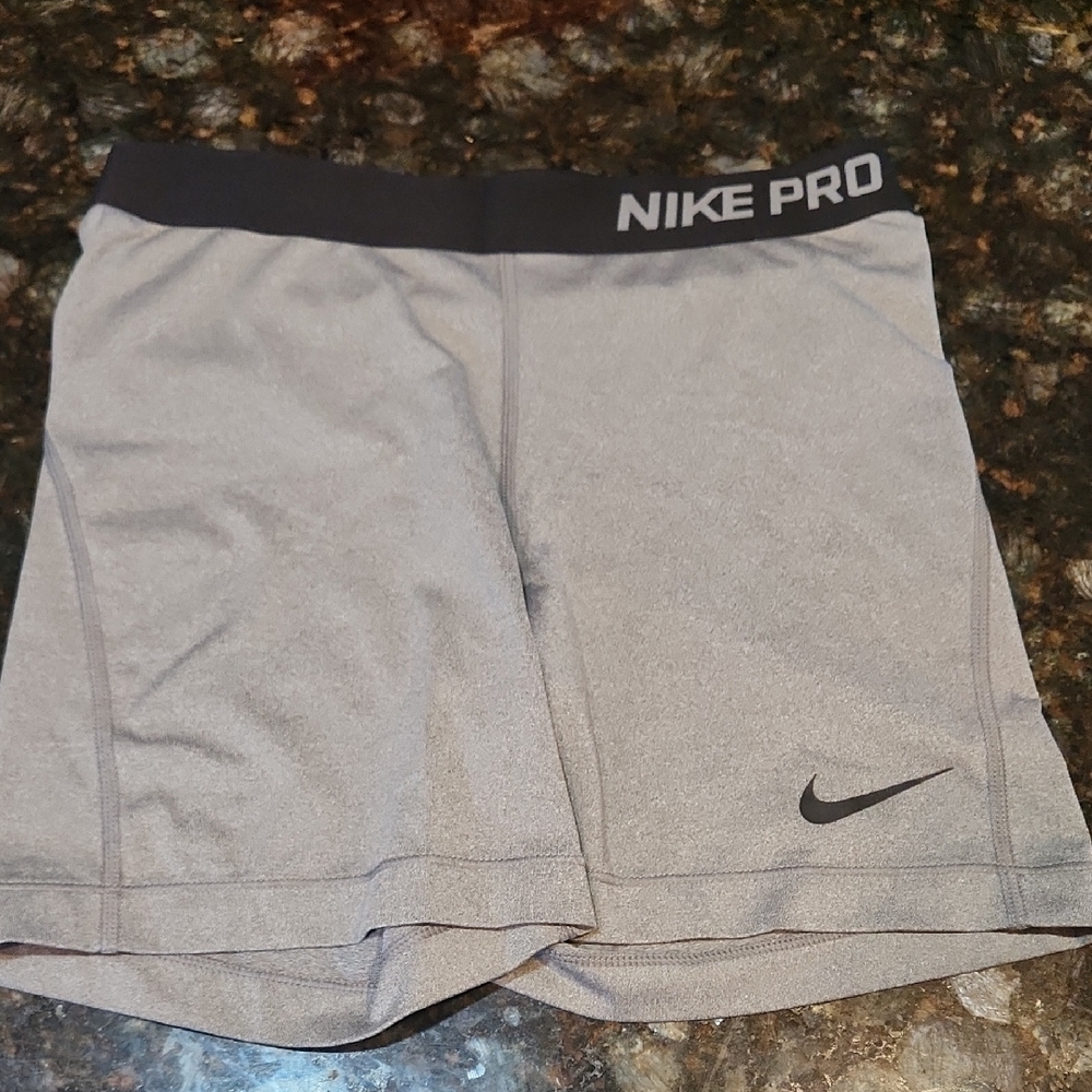 Nike Pro Heather Gray Training Shorts Size M